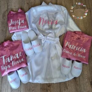 Pijamas Personalizadas con Bordado,Un Toque de Distinción para Celebraciones y Negocios